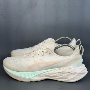 Asics Cream and Mint Athletic Shoes